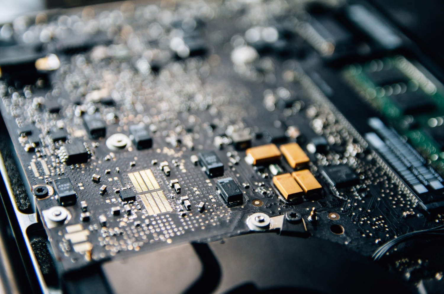 An image of a computer mother board. Elevated Networks in Idaho Falls offers computer support services.